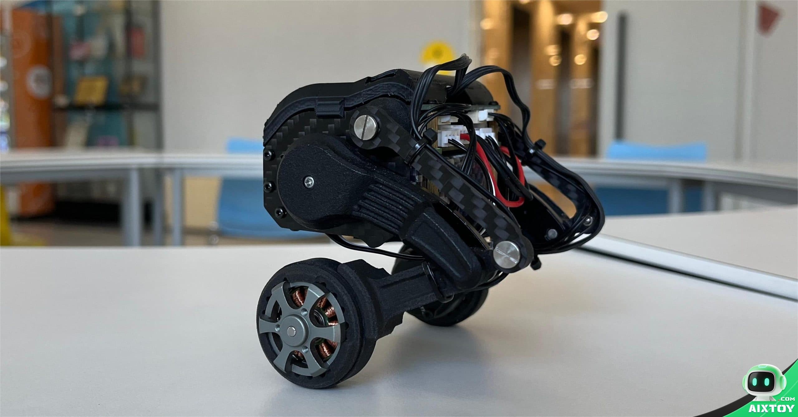 Micro-Wheeled-Leg Robot open source ESP32 self-balancing two-wheeled bot AIXTOY AITOY