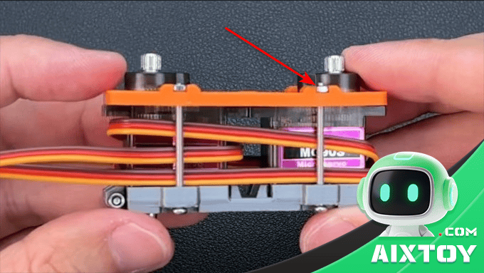 Axle pin installation — bolt and self-locking nut alternative for loose-fitting pins Axle pin installation — bolt and self-locking nut alternative for loose-fitting pins