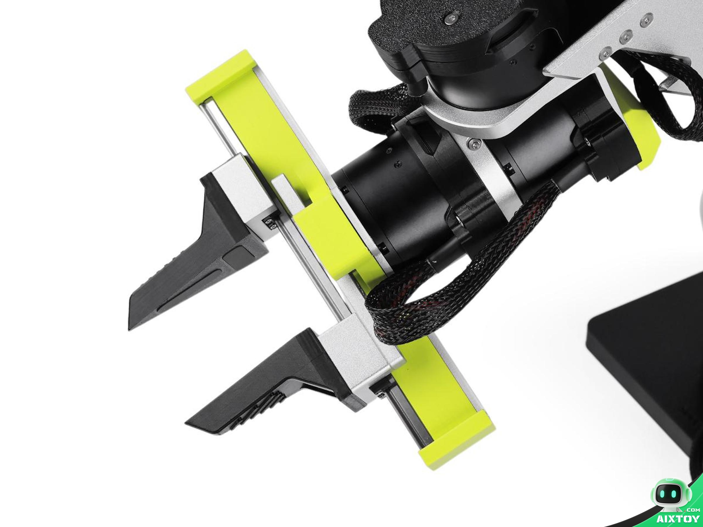 reBot DevArm two-finger gripper close-up