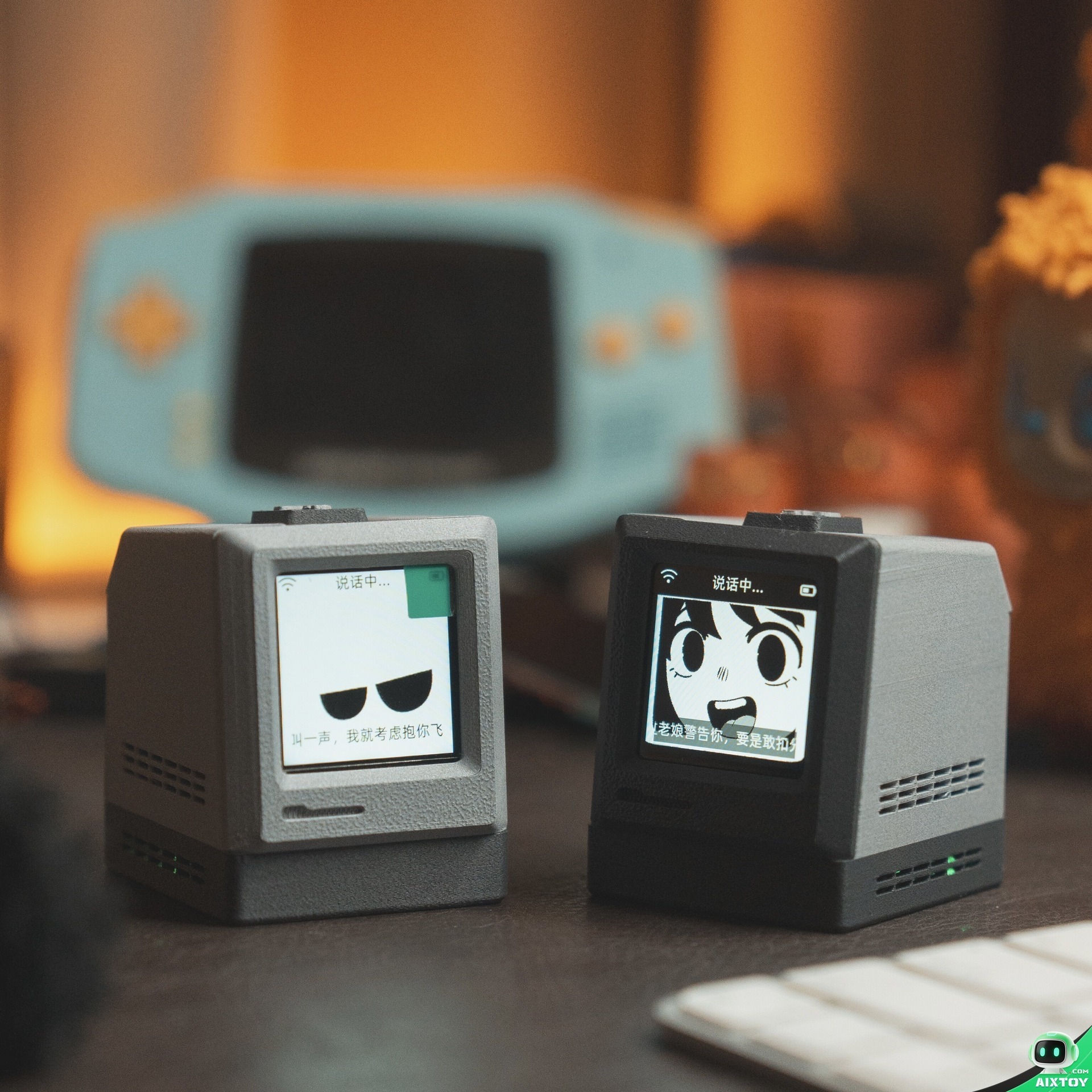 Retro Mac AI Desktop Speaker detail 3