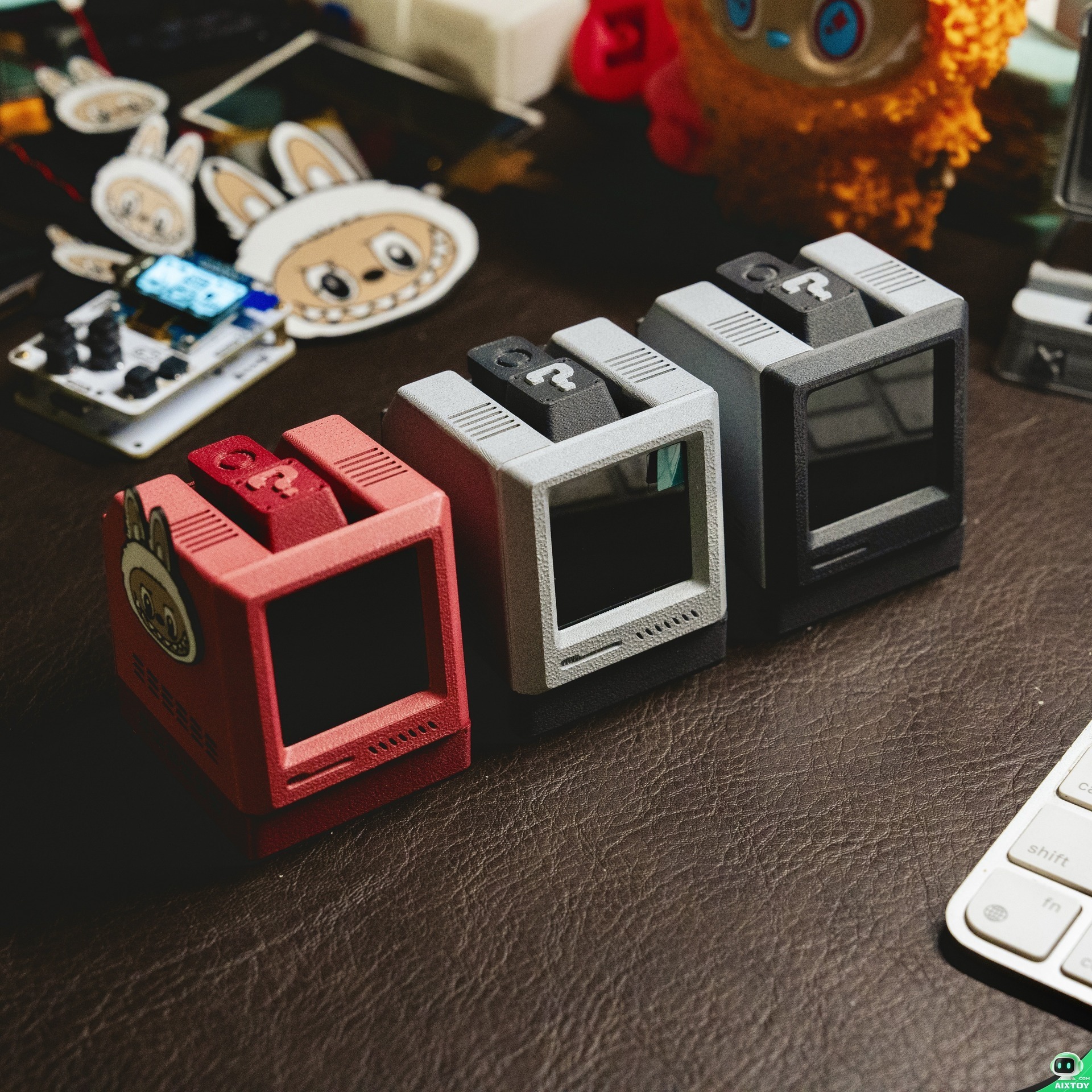 Retro Mac AI Desktop Speaker detail 4