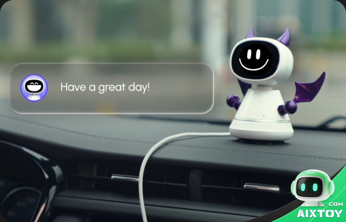 Timo mounted on a car dashboard displaying a friendly speech bubble that says Have a great day